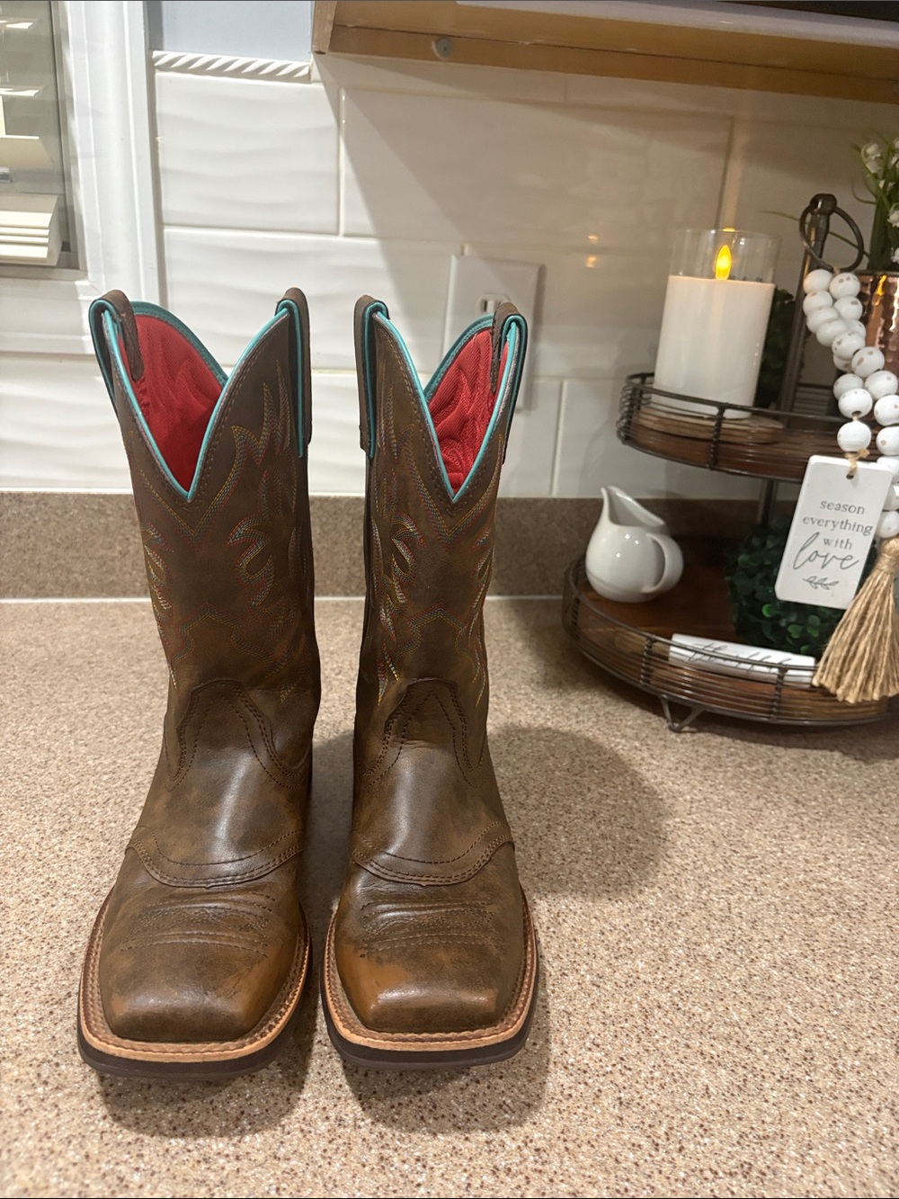 Ariat Brown Leather Western Boots with Turquoise Trim - Picture 2 of 6